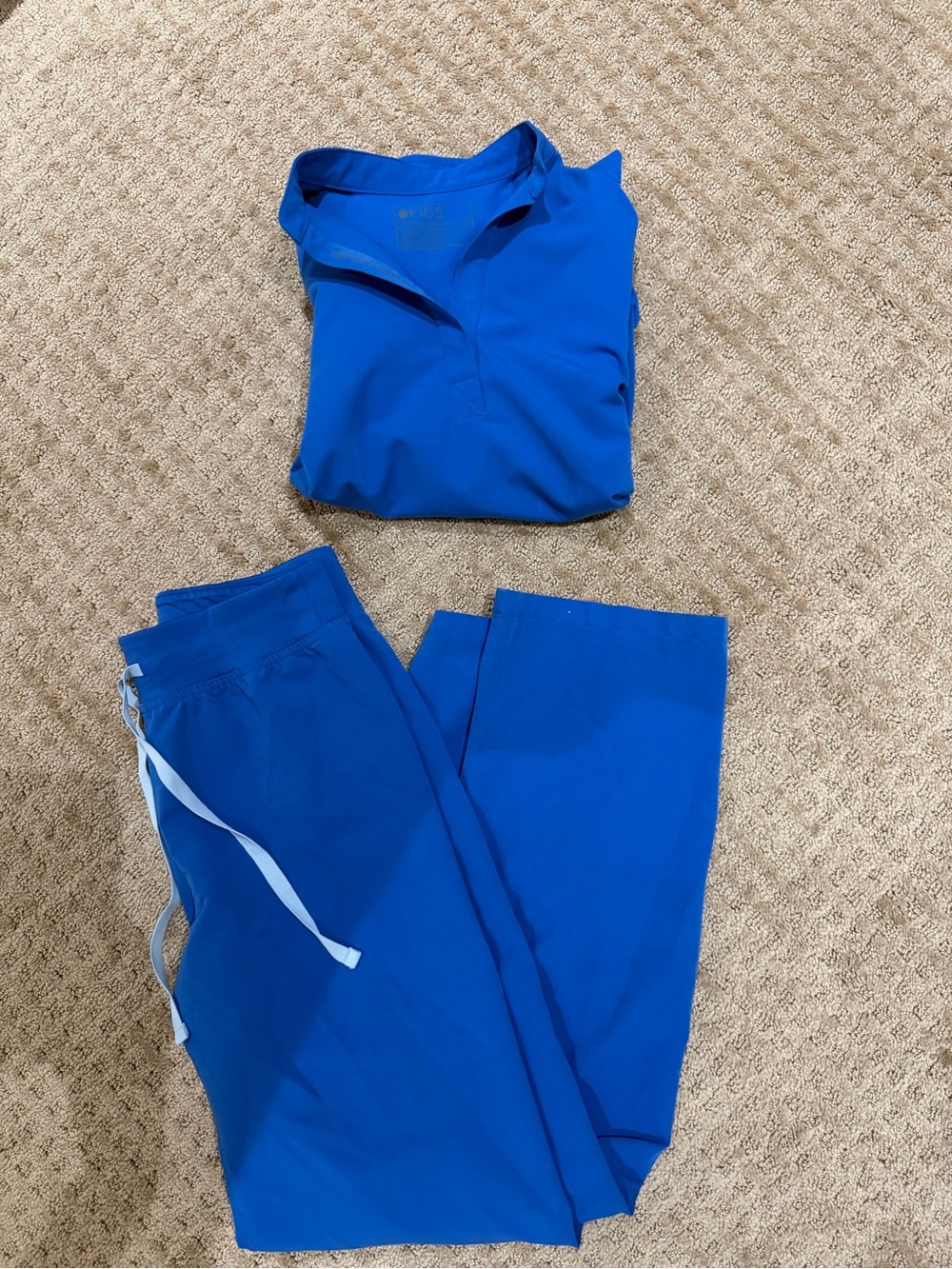 FIGS royal blue set!